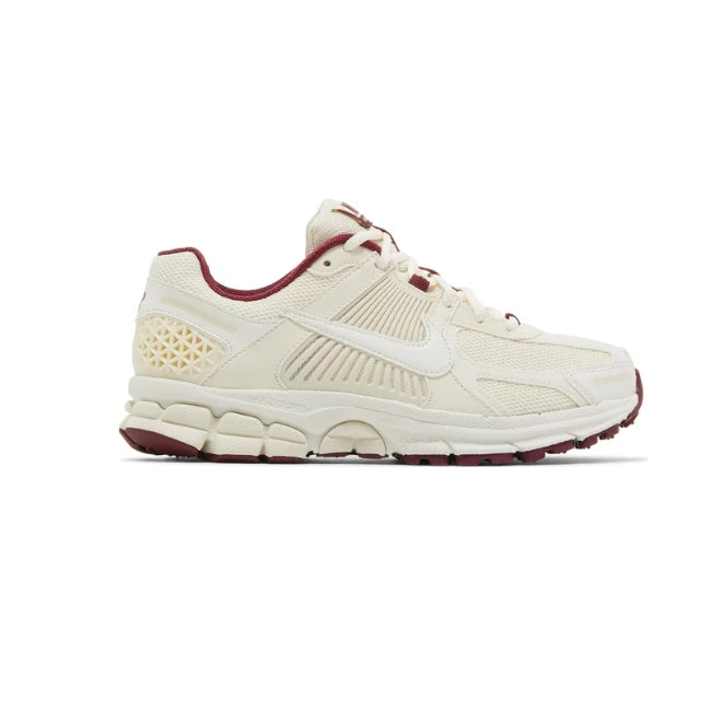 Nike Zoom Vomero 5 (W) Valentine's Day
