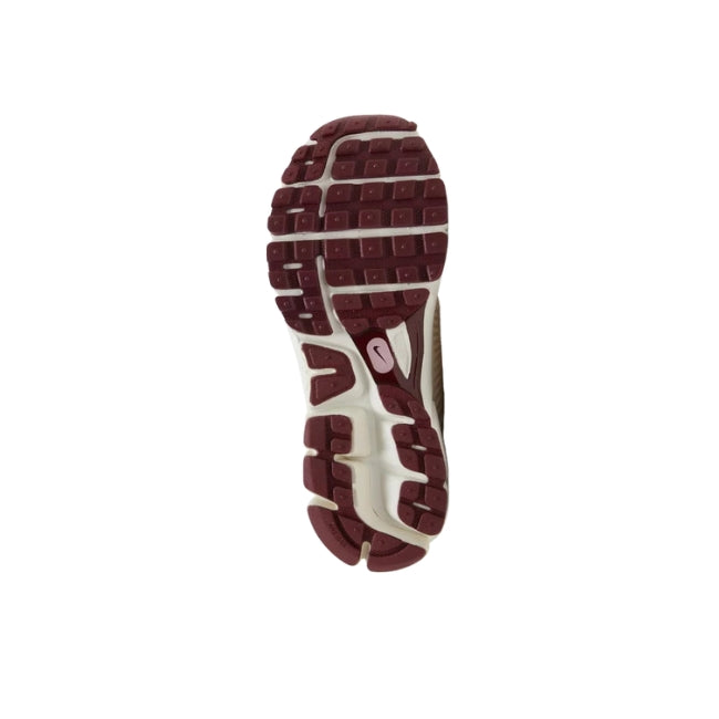 Nike Zoom Vomero 5 (W) Valentine's Day